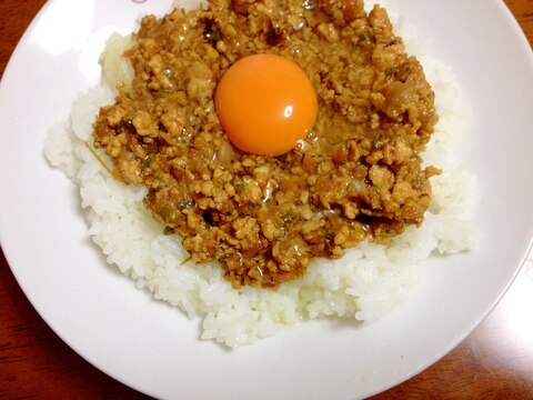 鶏そぼろえのき入りチーズドライカレー